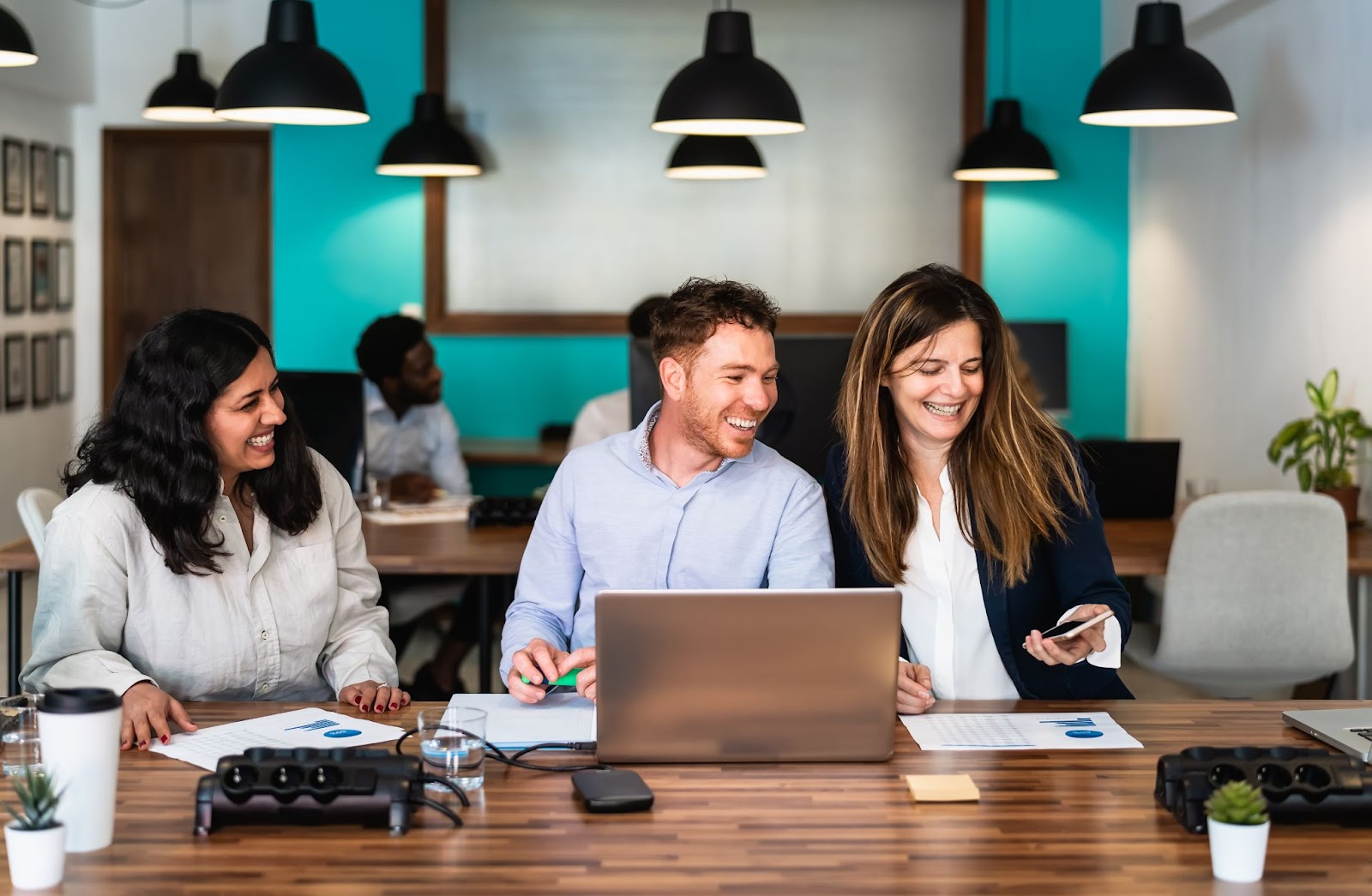 Die Zukunft der Arbeit: Gemeinschaftsbüros als Wegweiser für Flexibilität und Zusammenarbeit